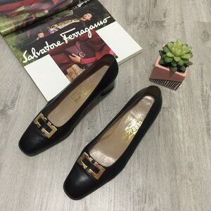 Salvatore Ferragamo Pumps Heel Gancini Leather Black